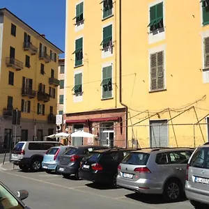 Le Tre Spezie 2*, La Spezia Italia